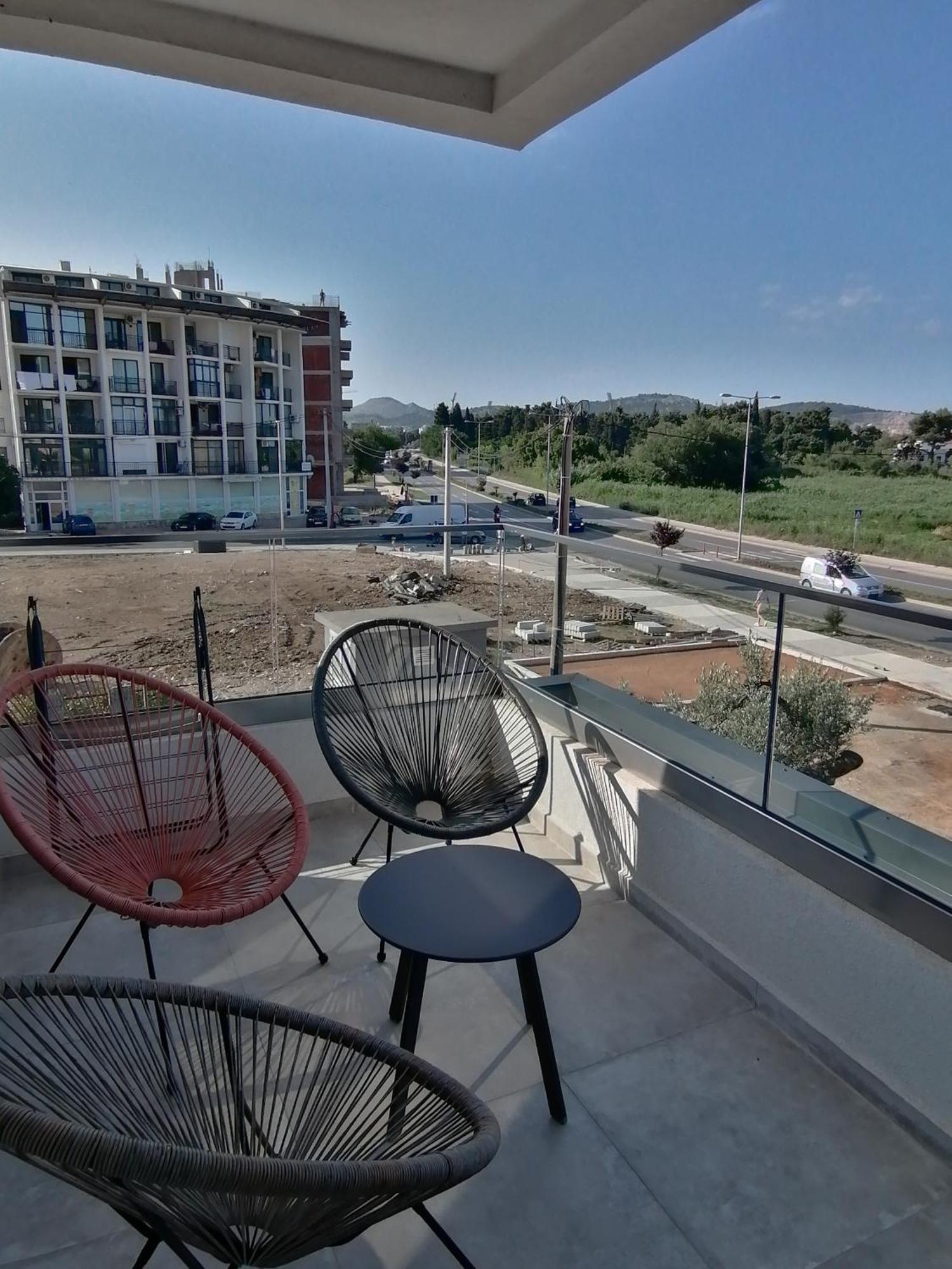 Vegi Apartments Bar Exterior photo
